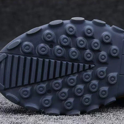 Men's Fashion Sneakers – Thick Sole & Anti-Slip Grip