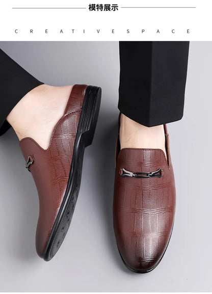 Summer New Designer Half Slippers for Men Fashion Casual Pointed-toe Dress Shoes Male Solid Color Leather Shoe Man